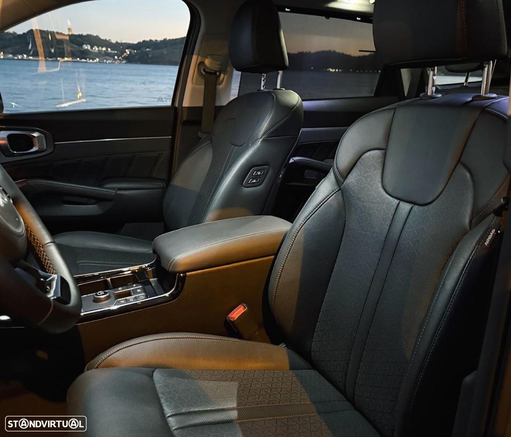 Kia Sorento 1.6 T-GDI HEV Concept - 12