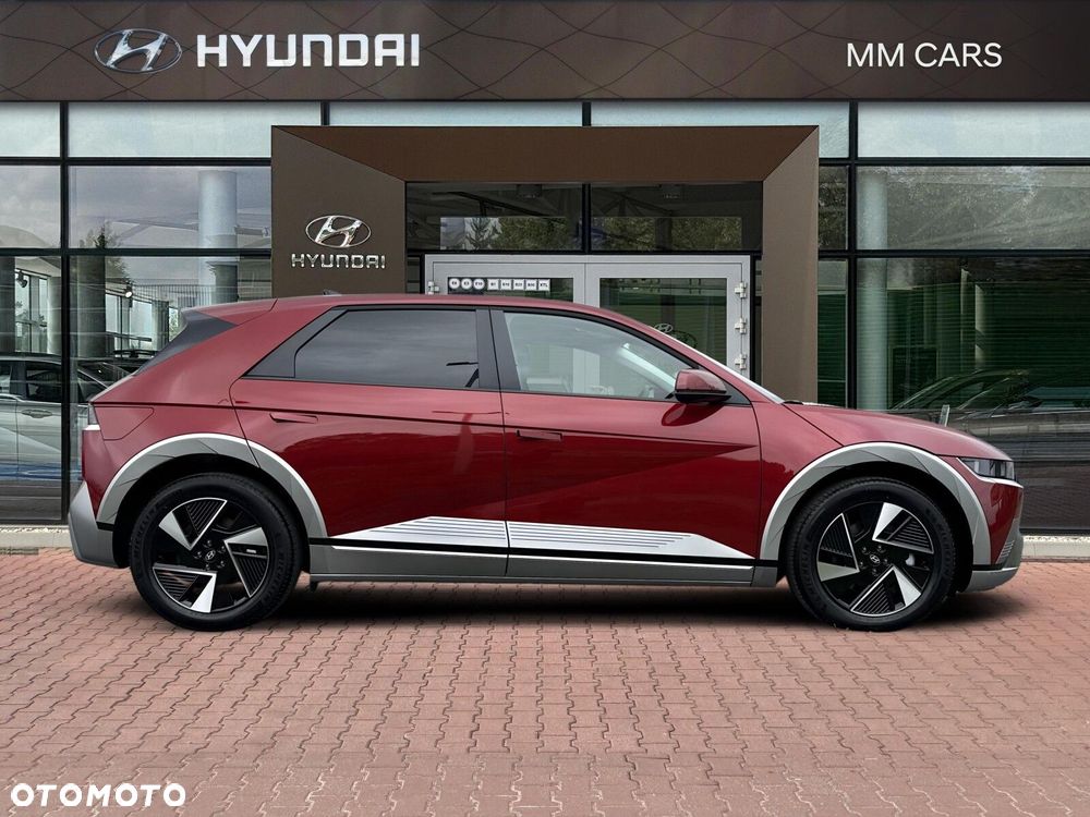 Hyundai IONIQ 5 - 5