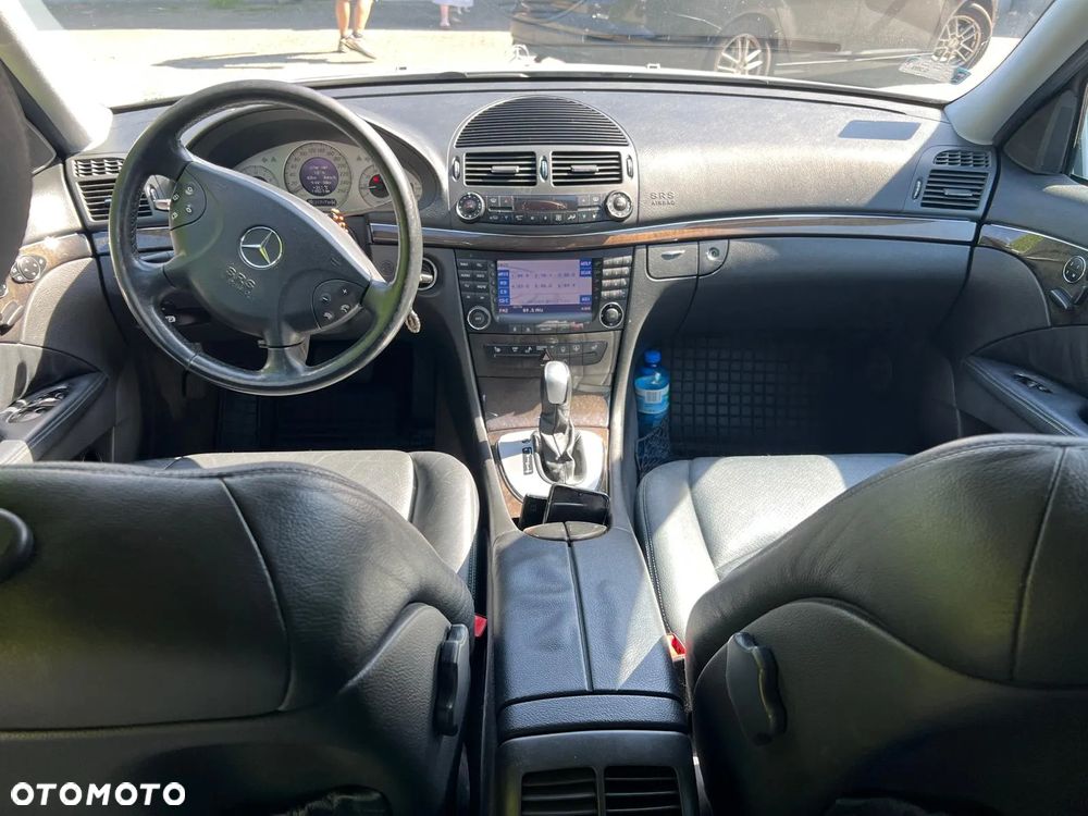 Mercedes-Benz Klasa E 320 T Avantgarde - 7