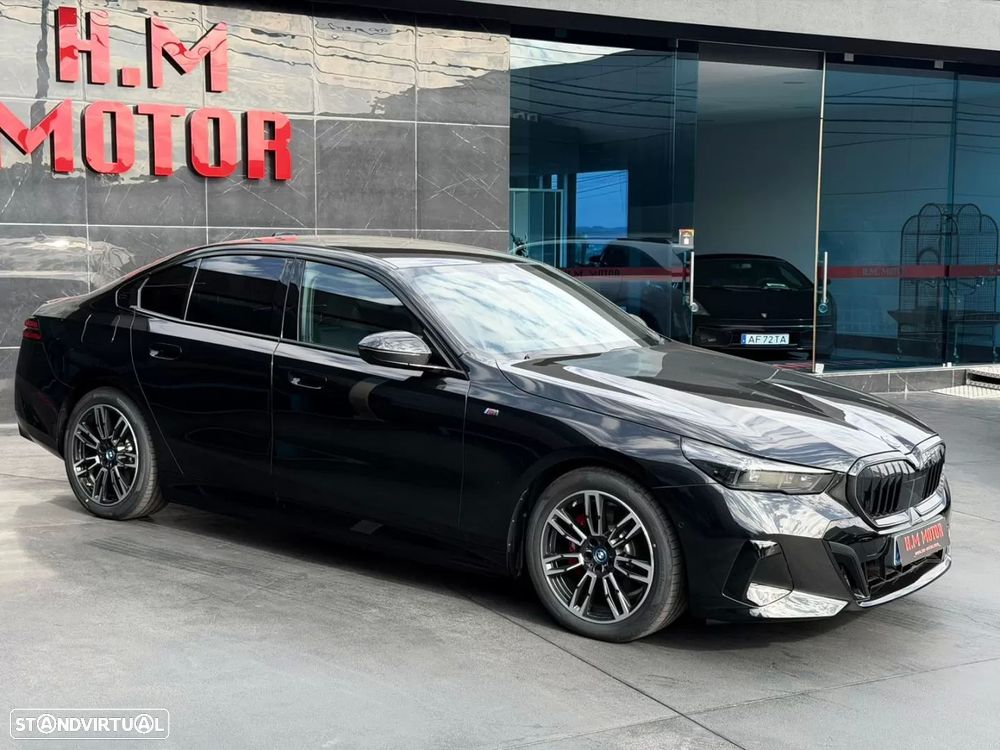 BMW 530 e Pack Desportivo M Pro - 3