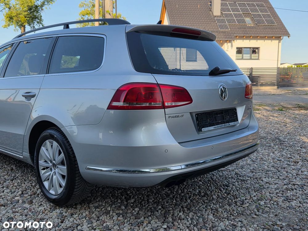 Volkswagen Passat Variant 2.0 TDI BlueMotion Technology Comfortline - 13