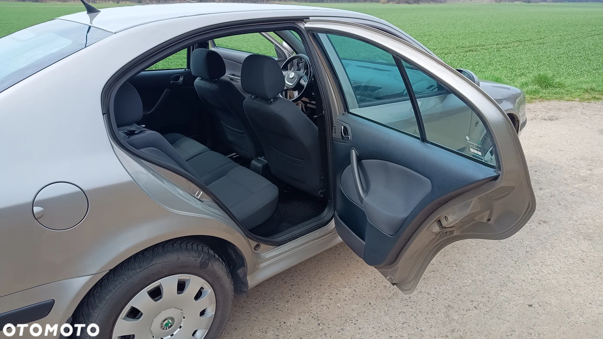 Skoda Octavia 1.6 Tour - 15