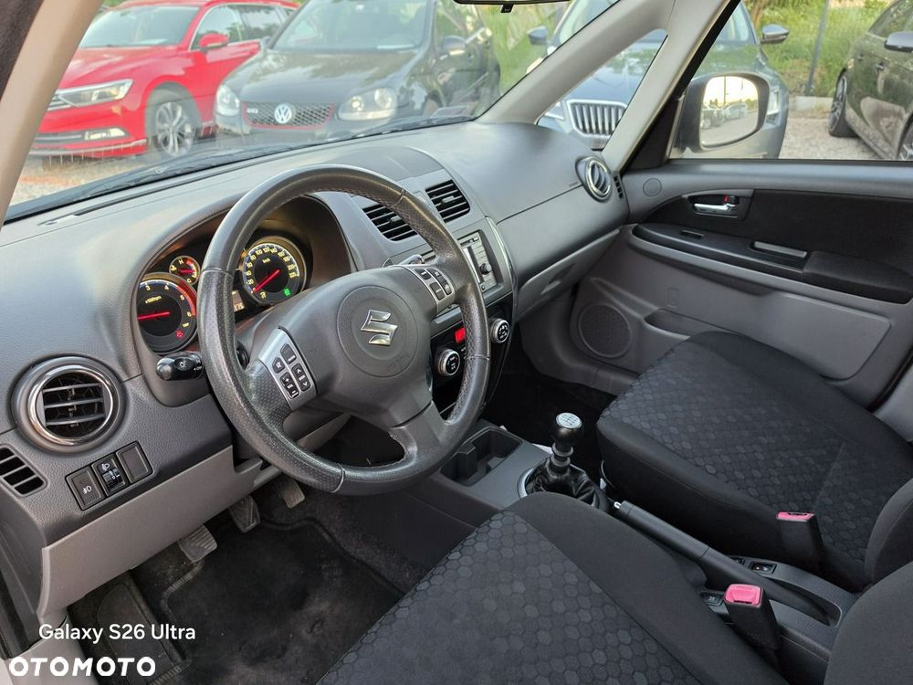 Suzuki SX4 - 29
