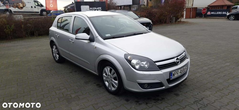 Opel Astra - 4