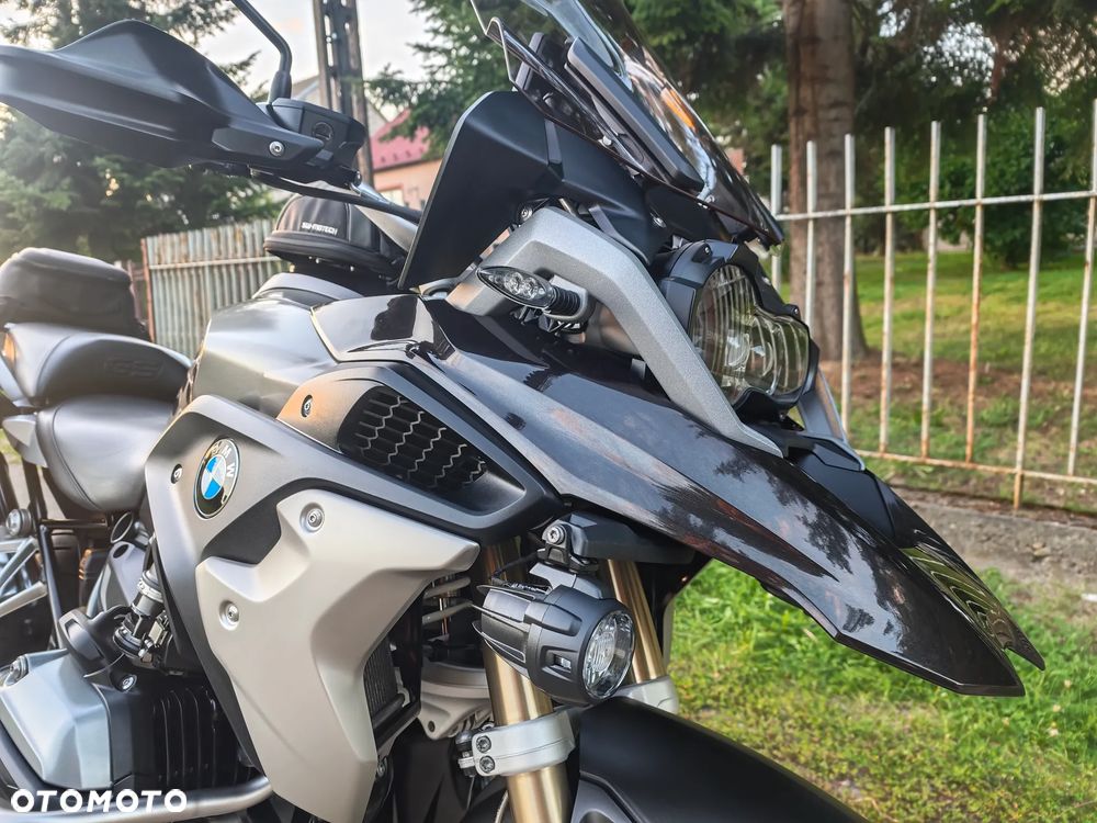 BMW R - 12