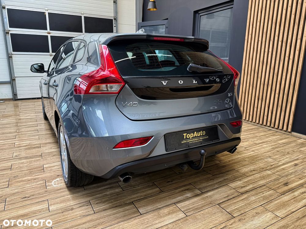 Volvo V40 T3 Momentum - 9