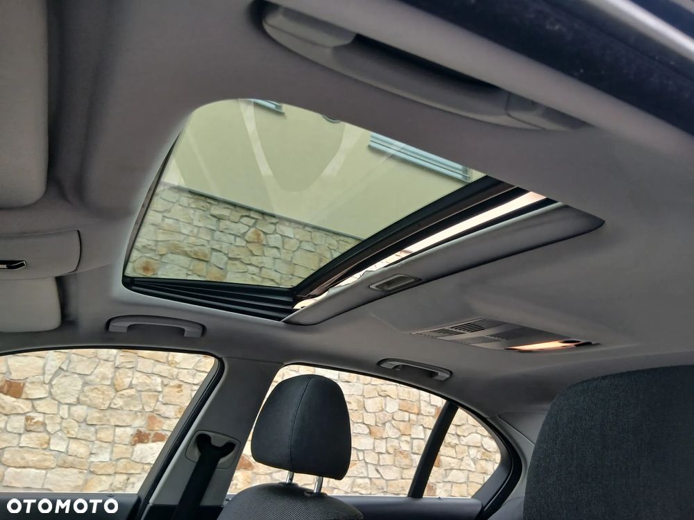 BMW Seria 5 - 18