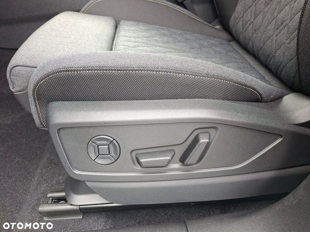 Audi Q5 Sportback - 10