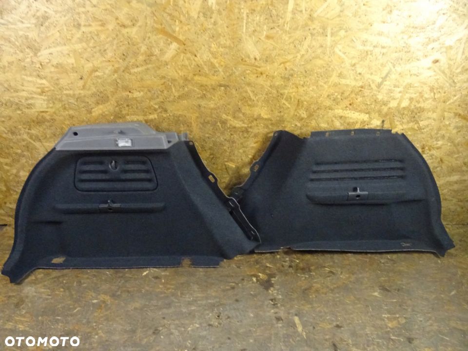 BOCZKI BAGAŻNIKA RENAULT SCENIC II LIFT 1.9DCI