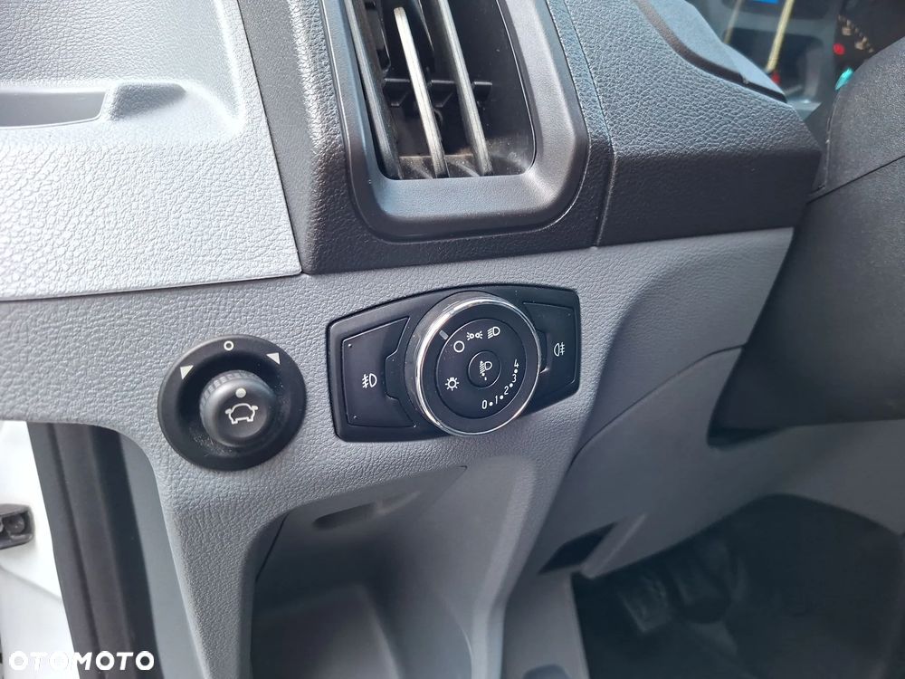 Ford Transit L3H2 Trend - 17