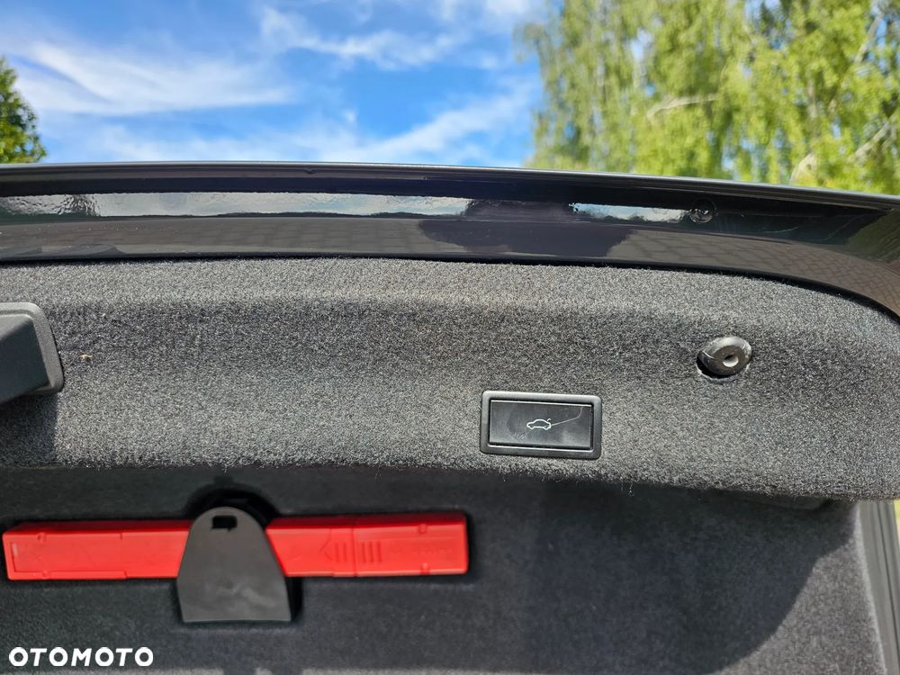 Volkswagen Passat 2.0 TDI BMT Comfortline - 29