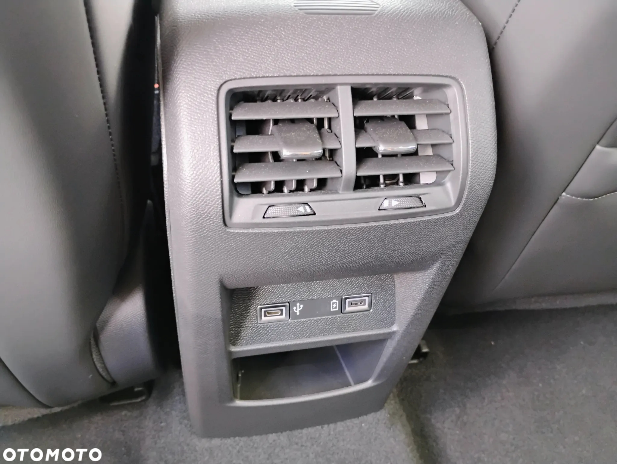Peugeot 308 1.2 PureTech Allure Pack S&S EAT8 - 15
