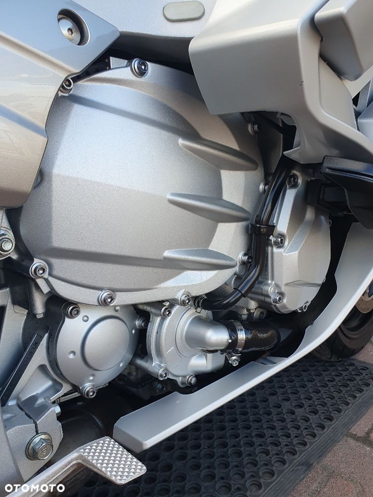 Yamaha FJR - 36