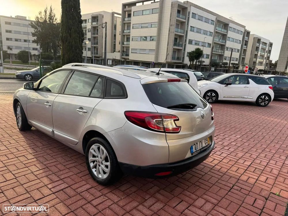 Renault Mégane Sport Tourer 1.5 dCi Limited - 11