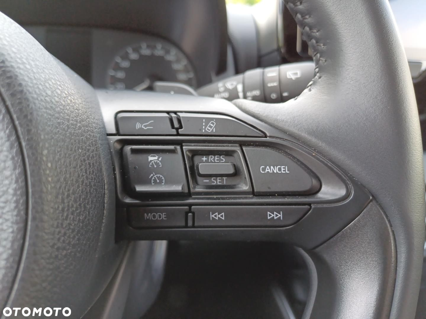 Toyota Yaris 1.5 Comfort CVT - 17