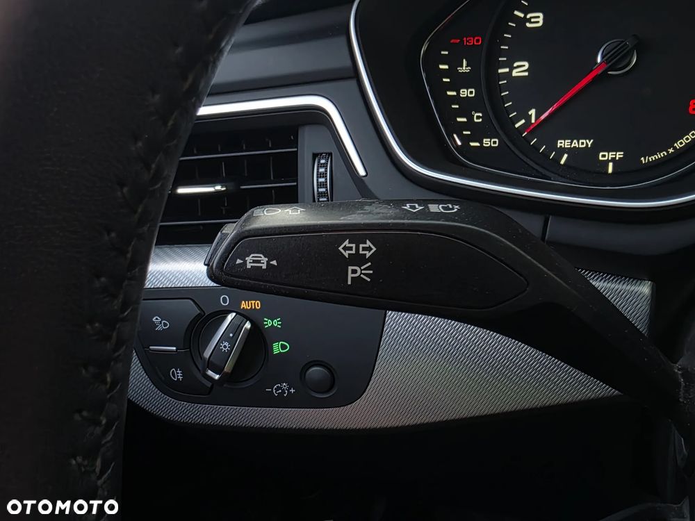 Audi A4 Avant 40 TFSI S tronic design - 27