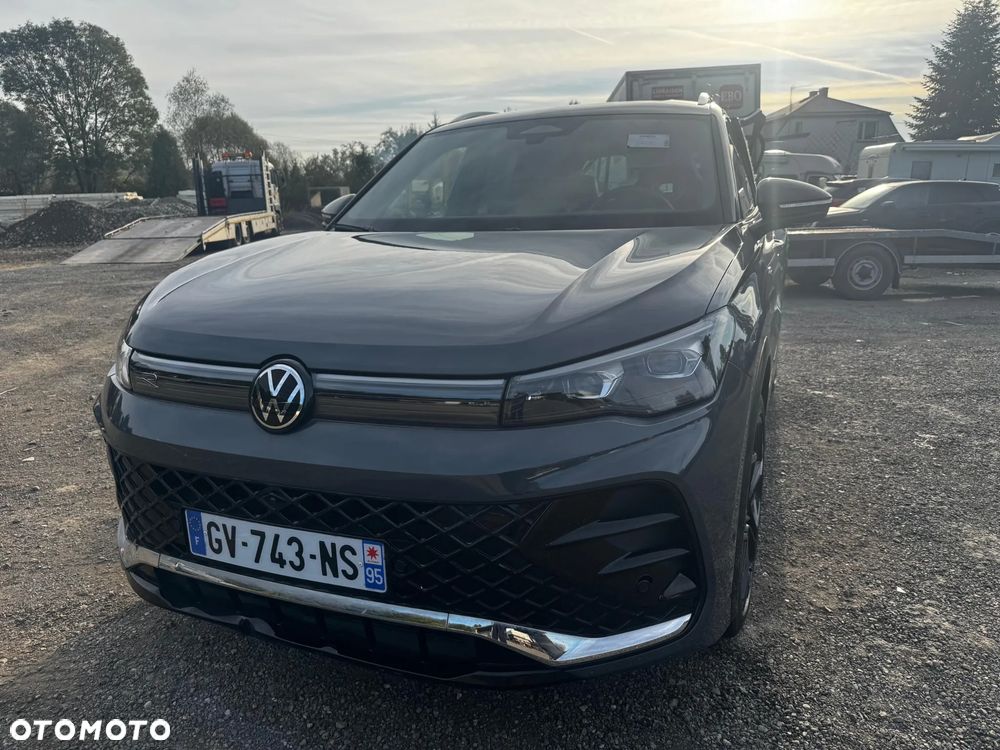 Volkswagen Tiguan 1.5 eTSI OPF DSG R-Line - 18