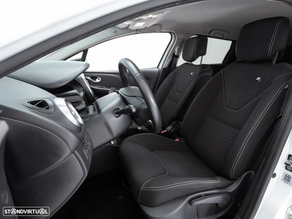 Renault Clio Sport Tourer 1.5 dCi Limited EDition - 8