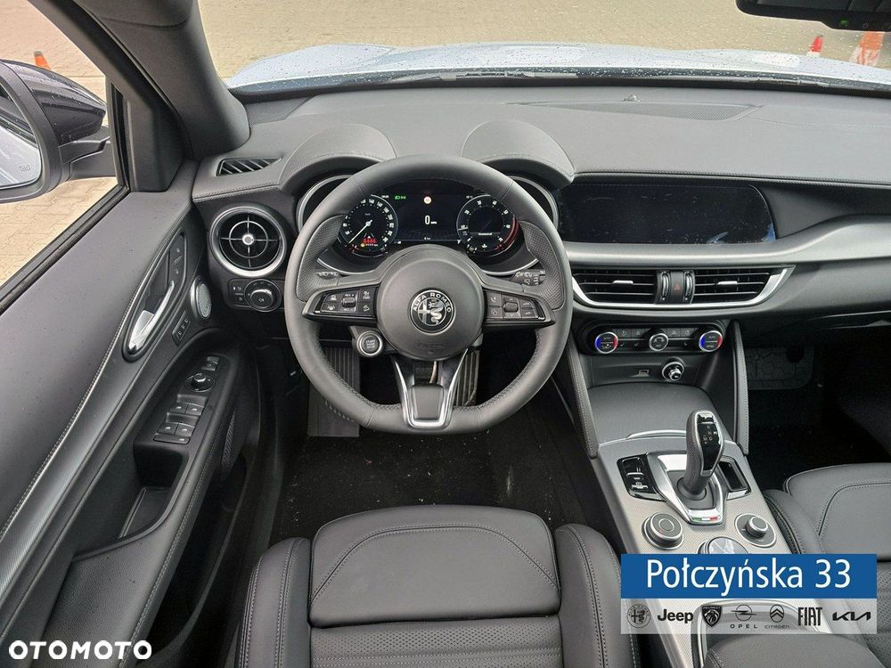 Alfa Romeo Stelvio - 18