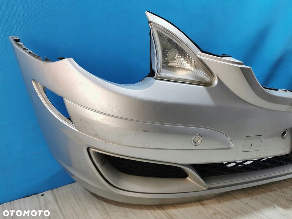 Mercedes R-Klasa W251 zderzak przód przedni C775 PDC - 3