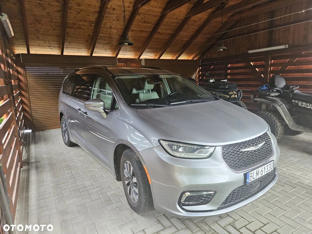 Chrysler Pacifica - 13