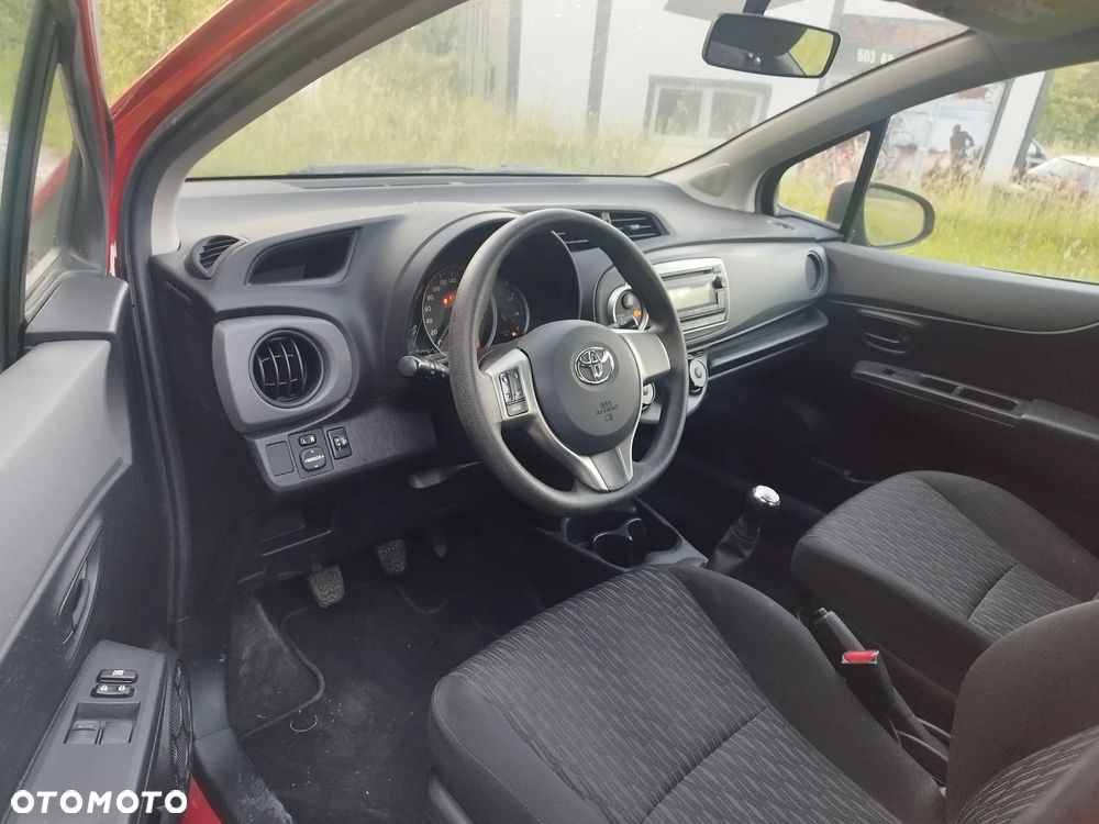 Toyota Yaris 1.0 VVT-i Edition - 11