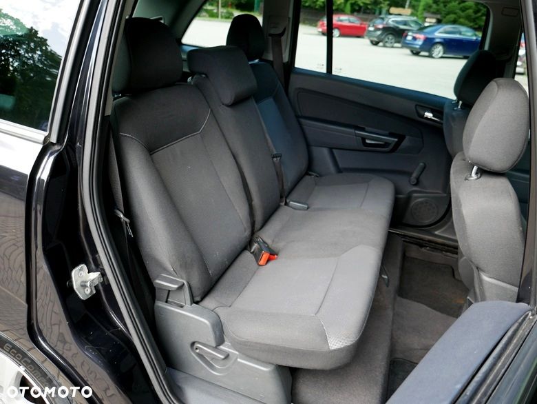 Opel Zafira 1.8 Innovation 110 Jahre - 25