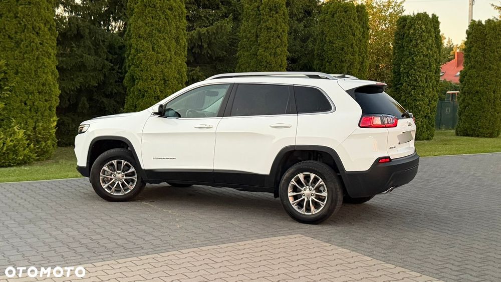 Jeep Cherokee - 12