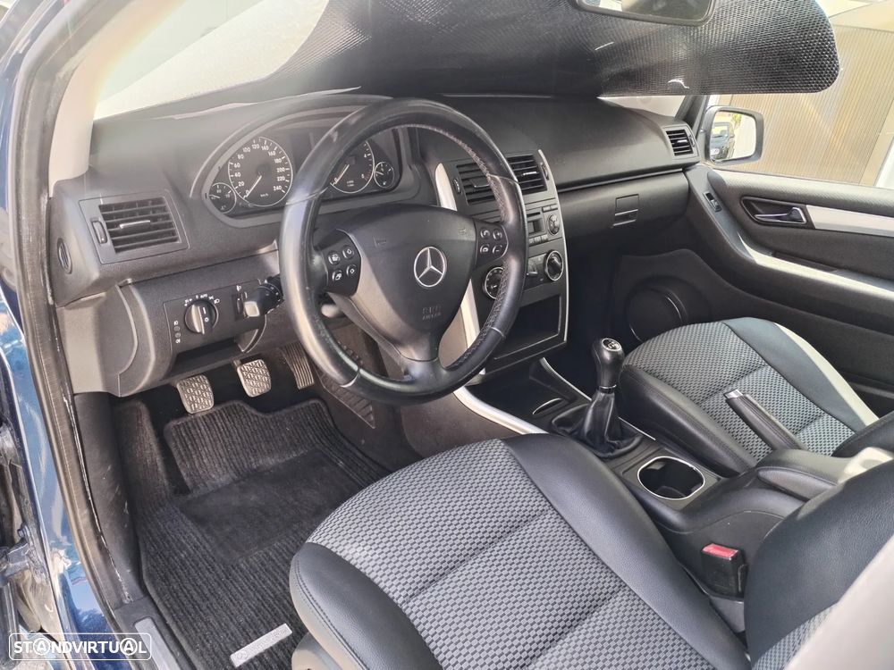 Mercedes-Benz A 180 CDI Avantgarde - 17