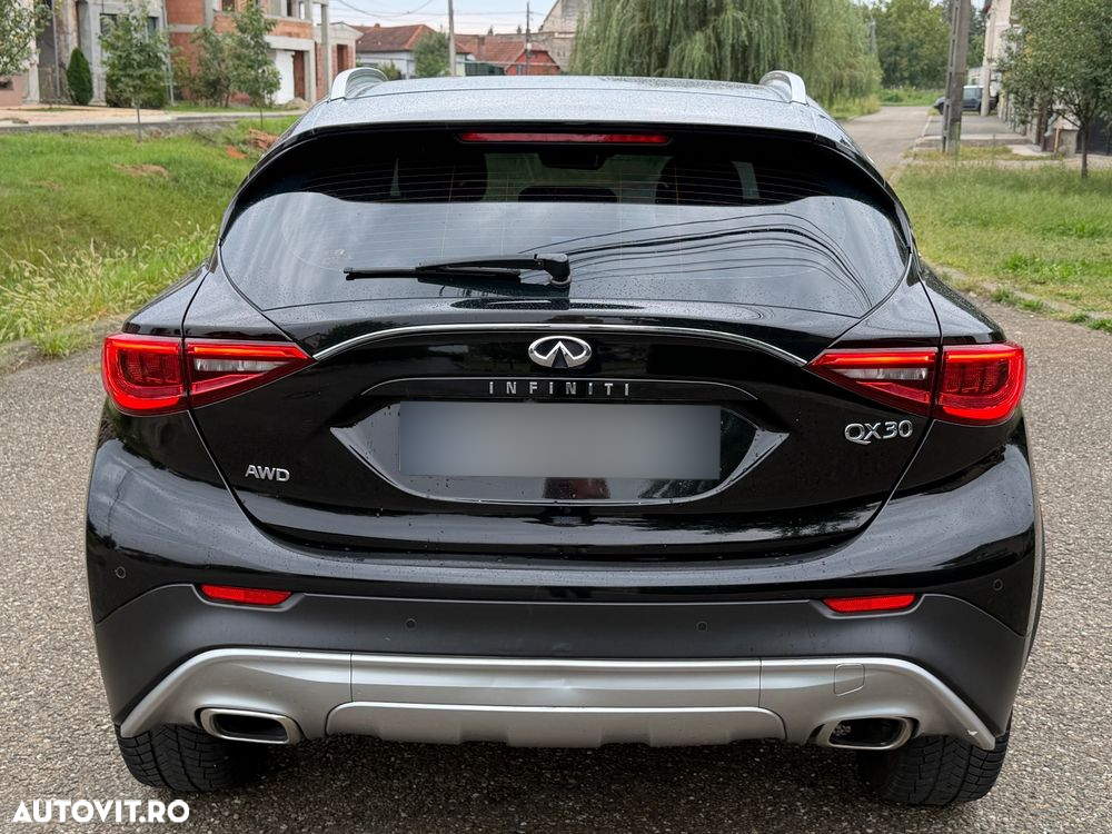 Infiniti QX30 - 4