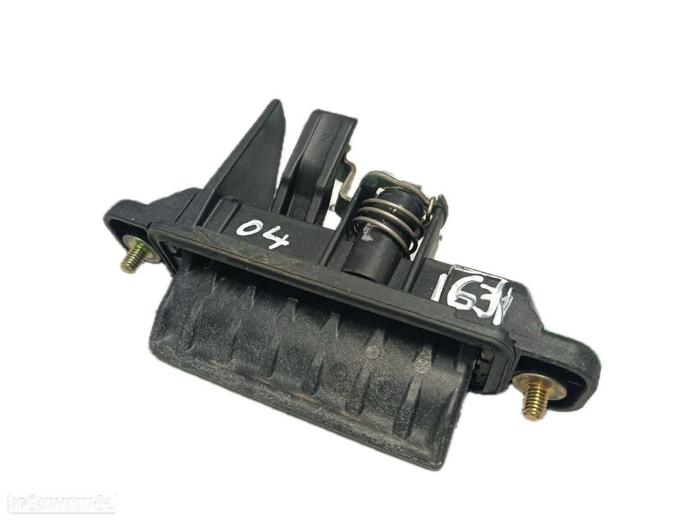 Interruptor / Switch / Botão Da Mala Mazda 3 (Bk) - 2