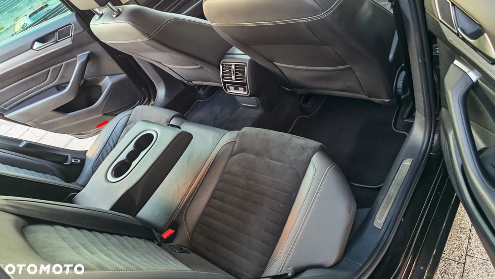 Volkswagen Passat 1.4 TSI Plug-In Hybrid GTE DSG - 8