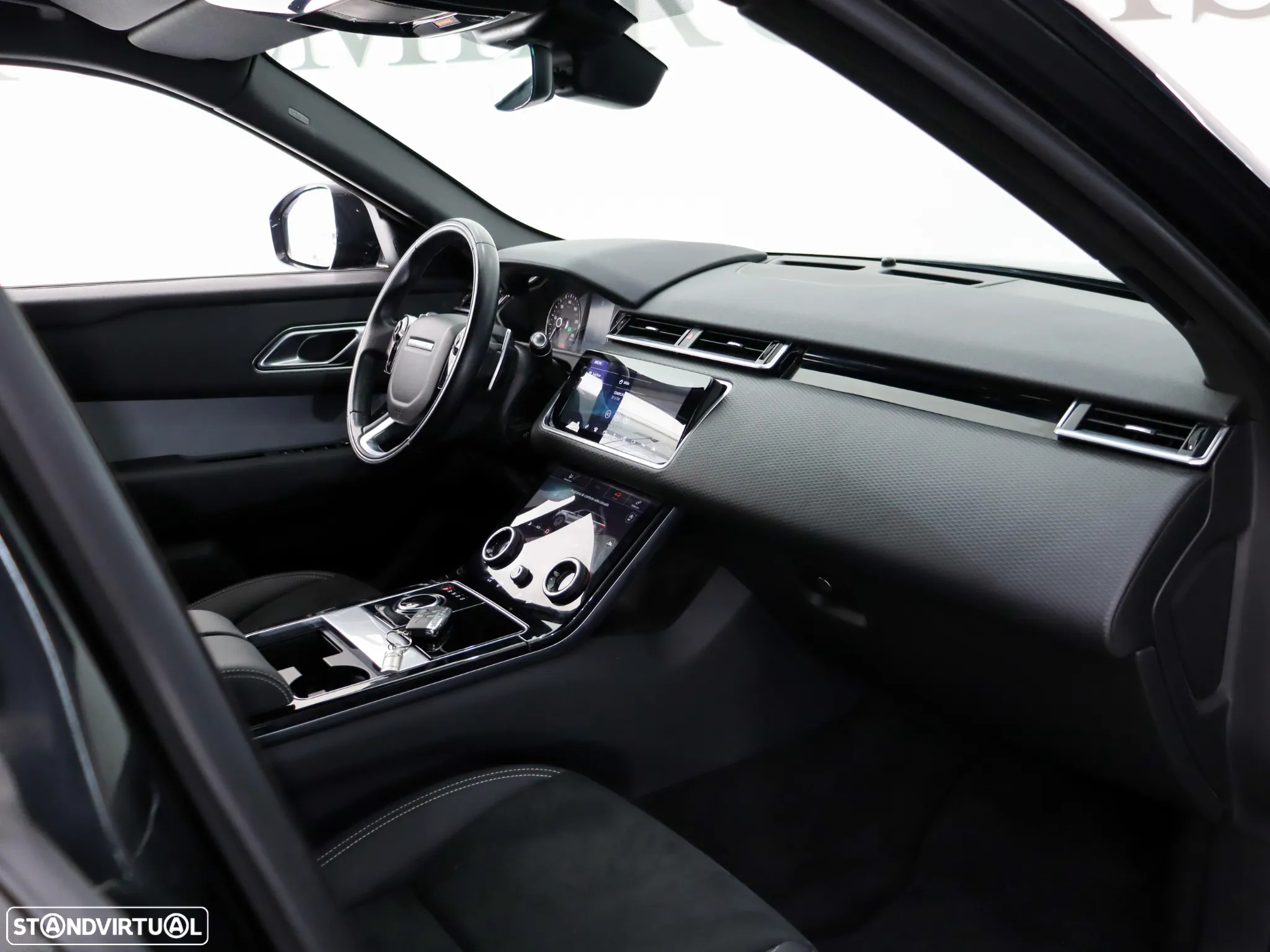 Land Rover Range Rover Velar 2.0 D R-Dynamic SE - 28