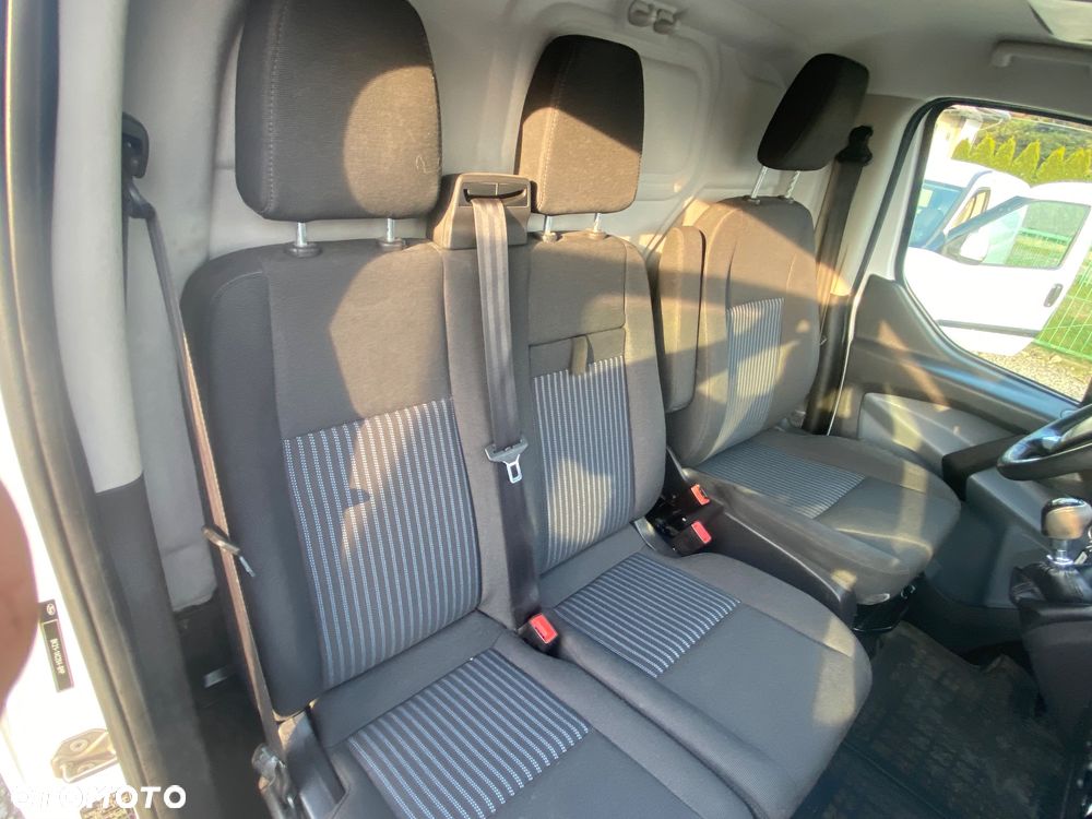 Ford Transit Custom - 16