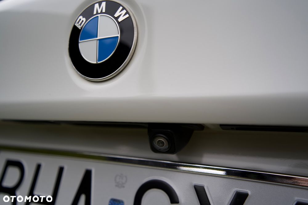 BMW Seria 5 520d Luxury Line - 17