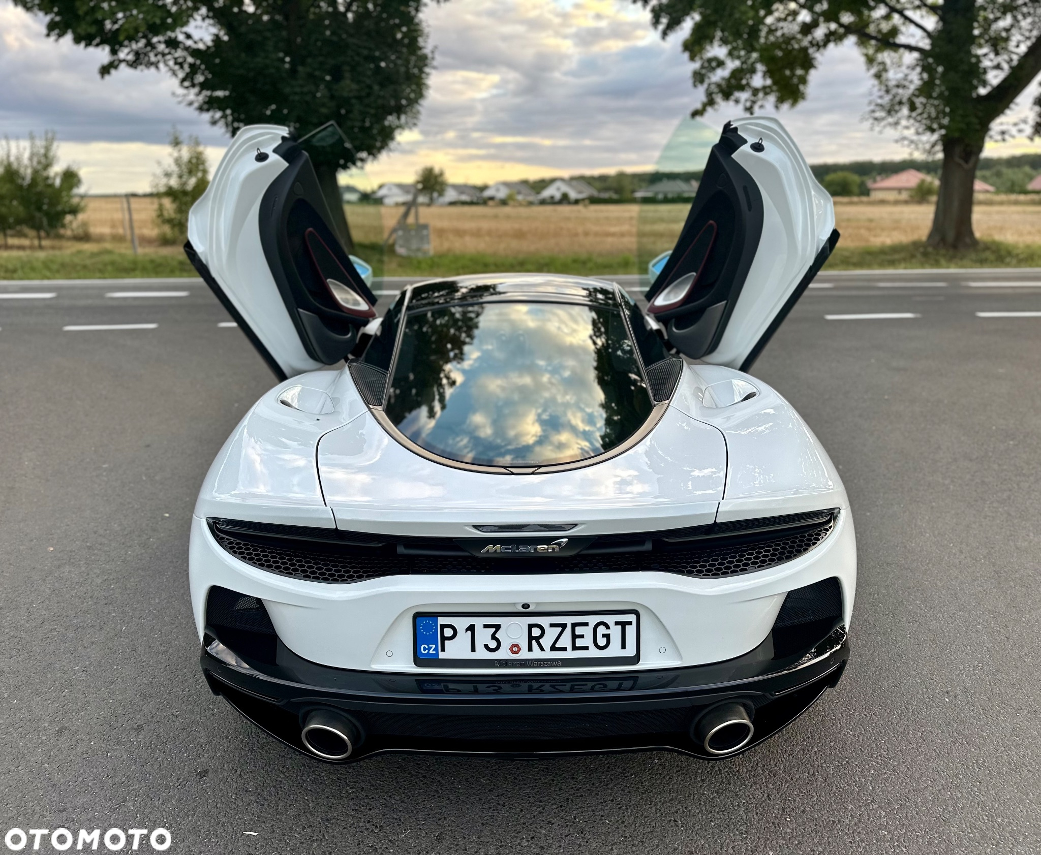 McLaren GT Standard - 18
