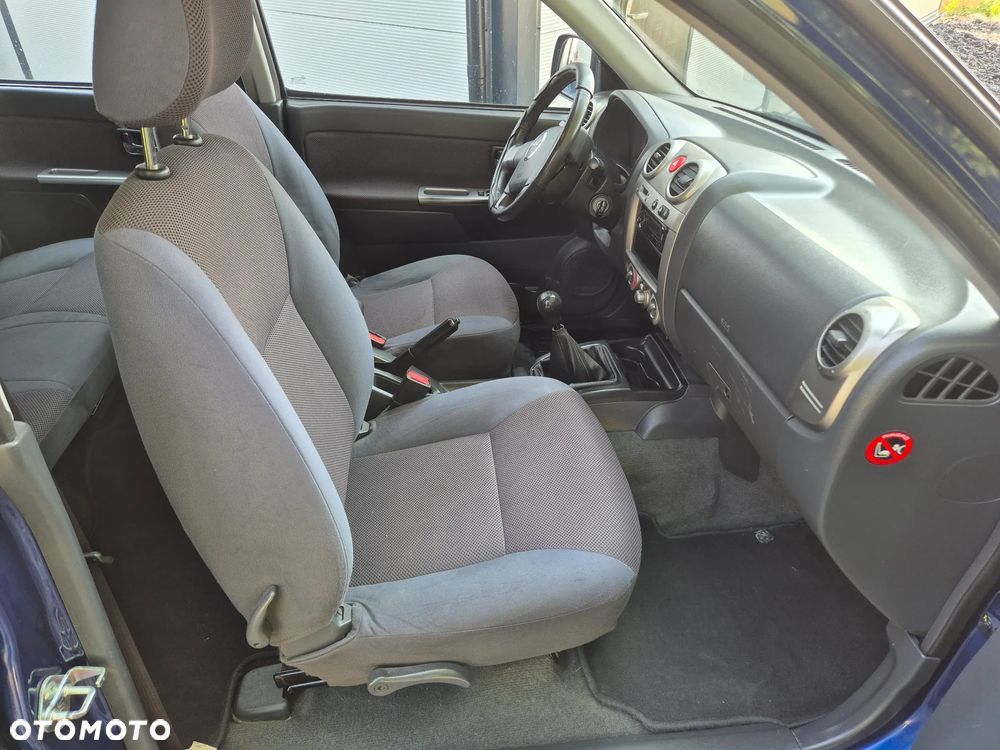 Isuzu D-Max 2.5d DC L - 7
