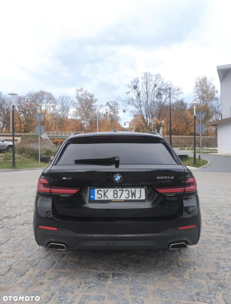 BMW Seria 5 520d xDrive M Sport sport - 18
