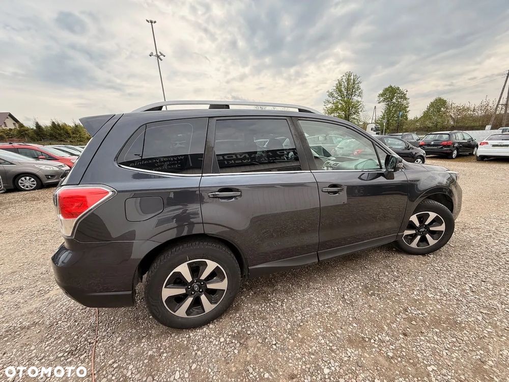 Subaru Forester 2.0 i Platinum Lineartronic - 10