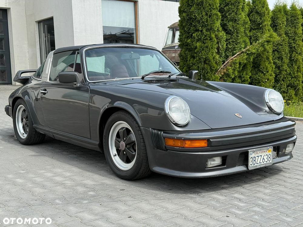 Porsche 911 - 1