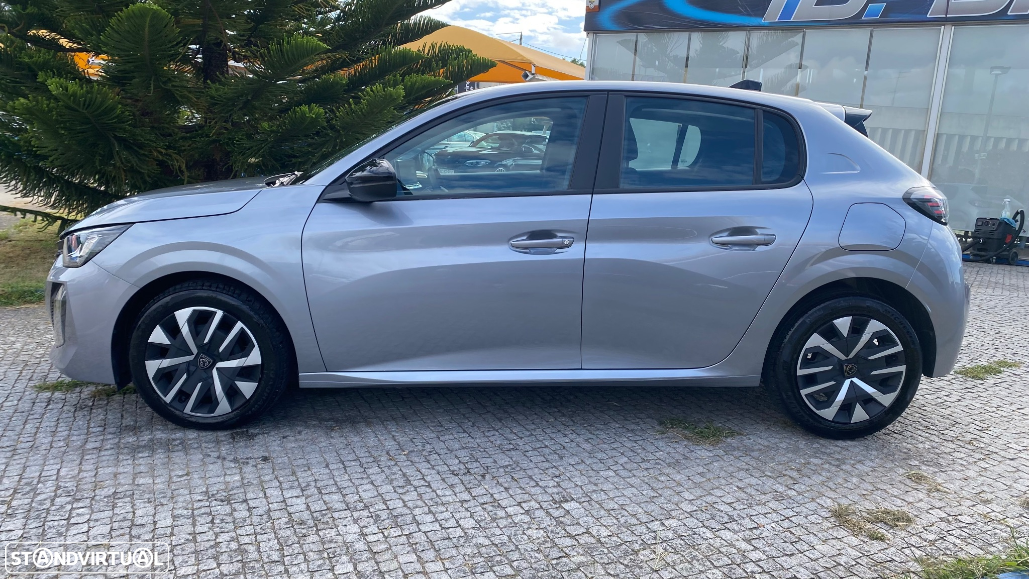 Peugeot 208 1.2 PureTech Active Pack - 13