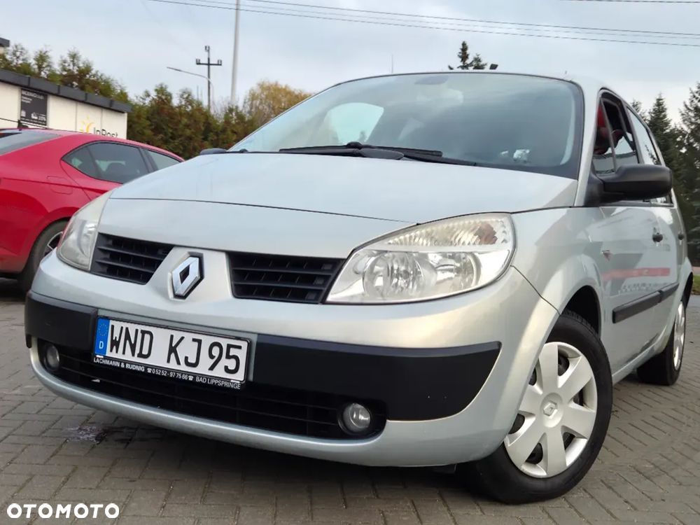 Renault Scenic - 1