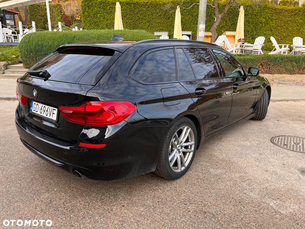 BMW Seria 5 520d M Sport Edition - 10