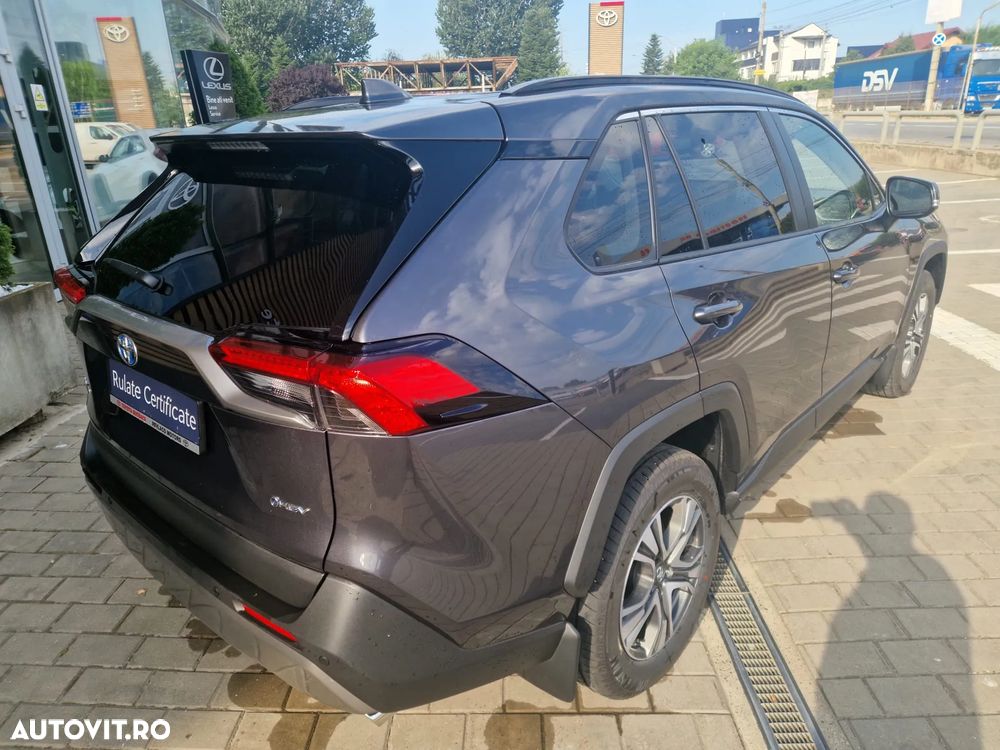 Toyota RAV4 - 7