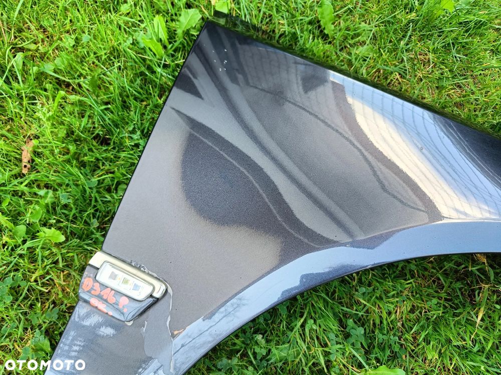 AUDI A8 D3 BŁOTNIK PRAWY PRZEDNI PRZÓD LY7Q W KOLOR - 4