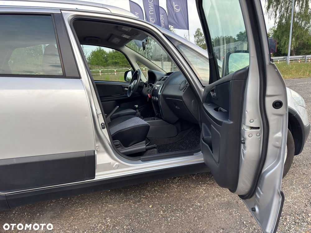 Fiat Sedici 1.9 Multijet DPF 4x4 Emotion - 26