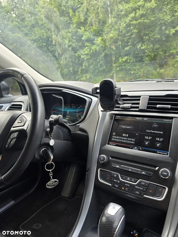 Ford Fusion 2.0 EcoBoost Titanium - 18