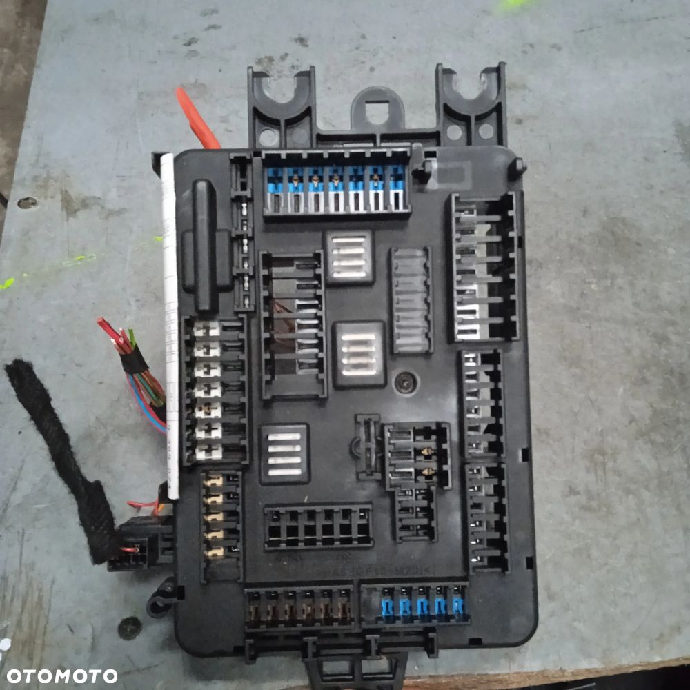 Skrzynka bezpieczników BMW 4 F36 9389070 - 2