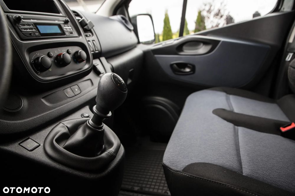 Opel Vivaro L1H1 2,7t Elegance - 12