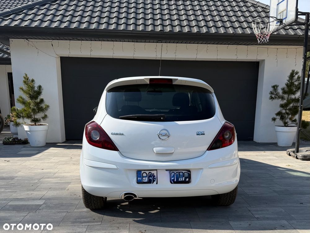 Opel Corsa 1.4 16V Edition - 11